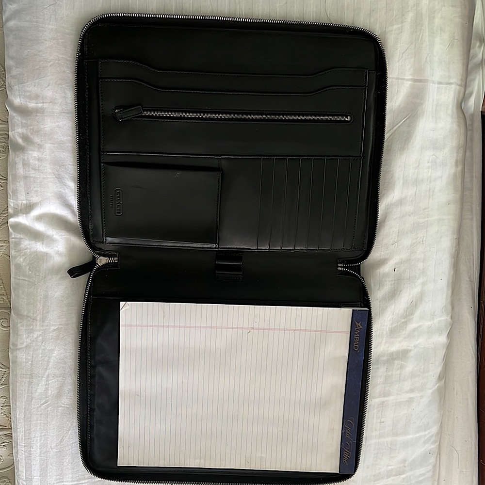 COACH black leather zippered legal note pad holder!